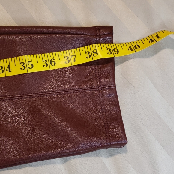 Andrew Marc, leather like, waste control, burgandy - Picture 9 of 14